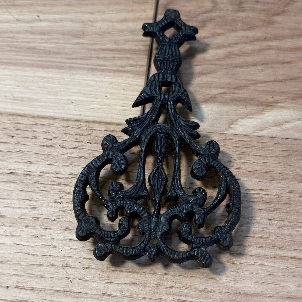 Wilton Trivet Cast Iron Small Black Footed Scroll Openwork Design 5.5 Inch